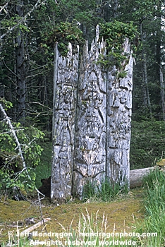 Triple Mortuary Totem Pole